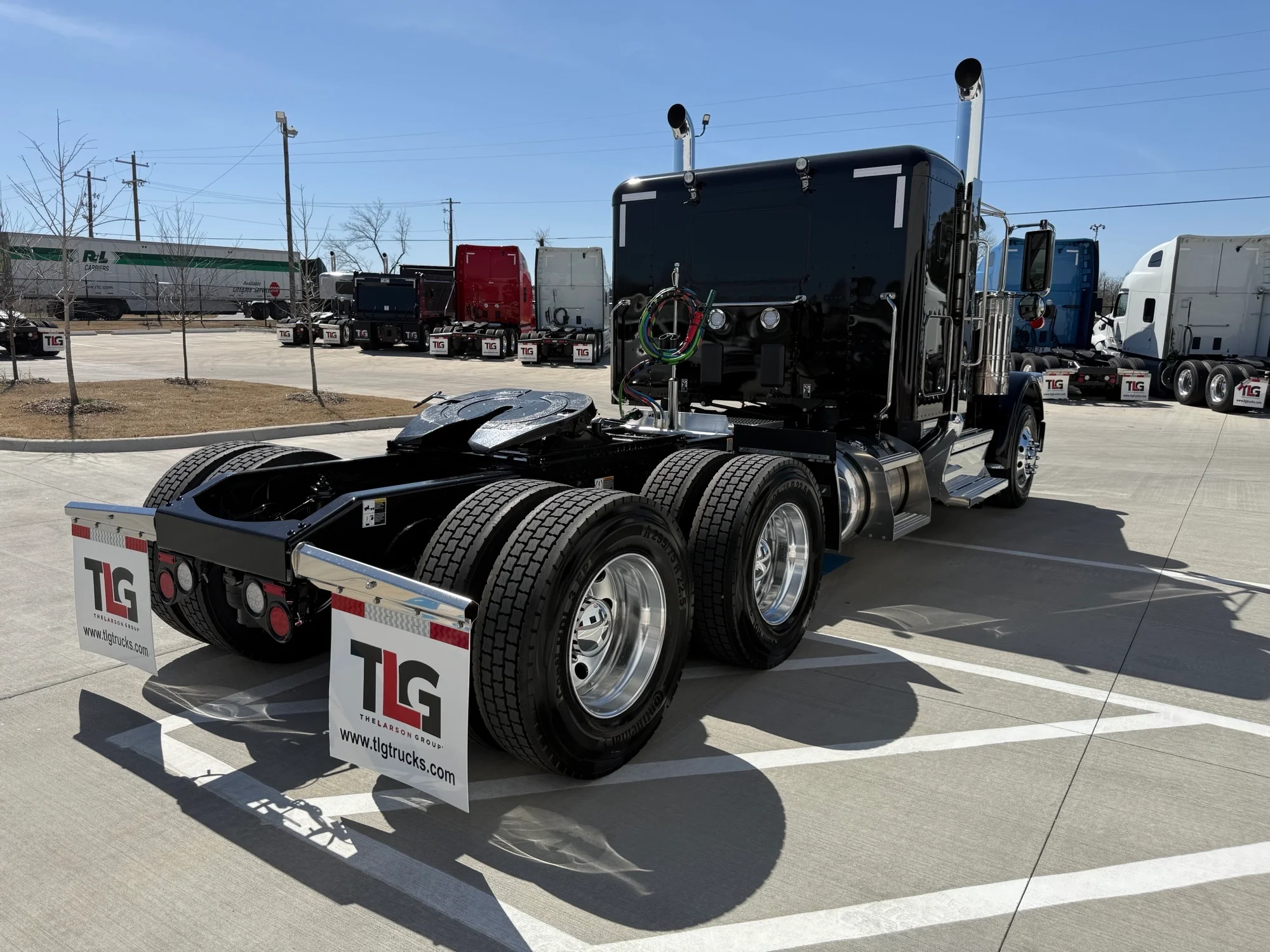 2027 Peterbilt 589 in Lowell, AR — photo 5