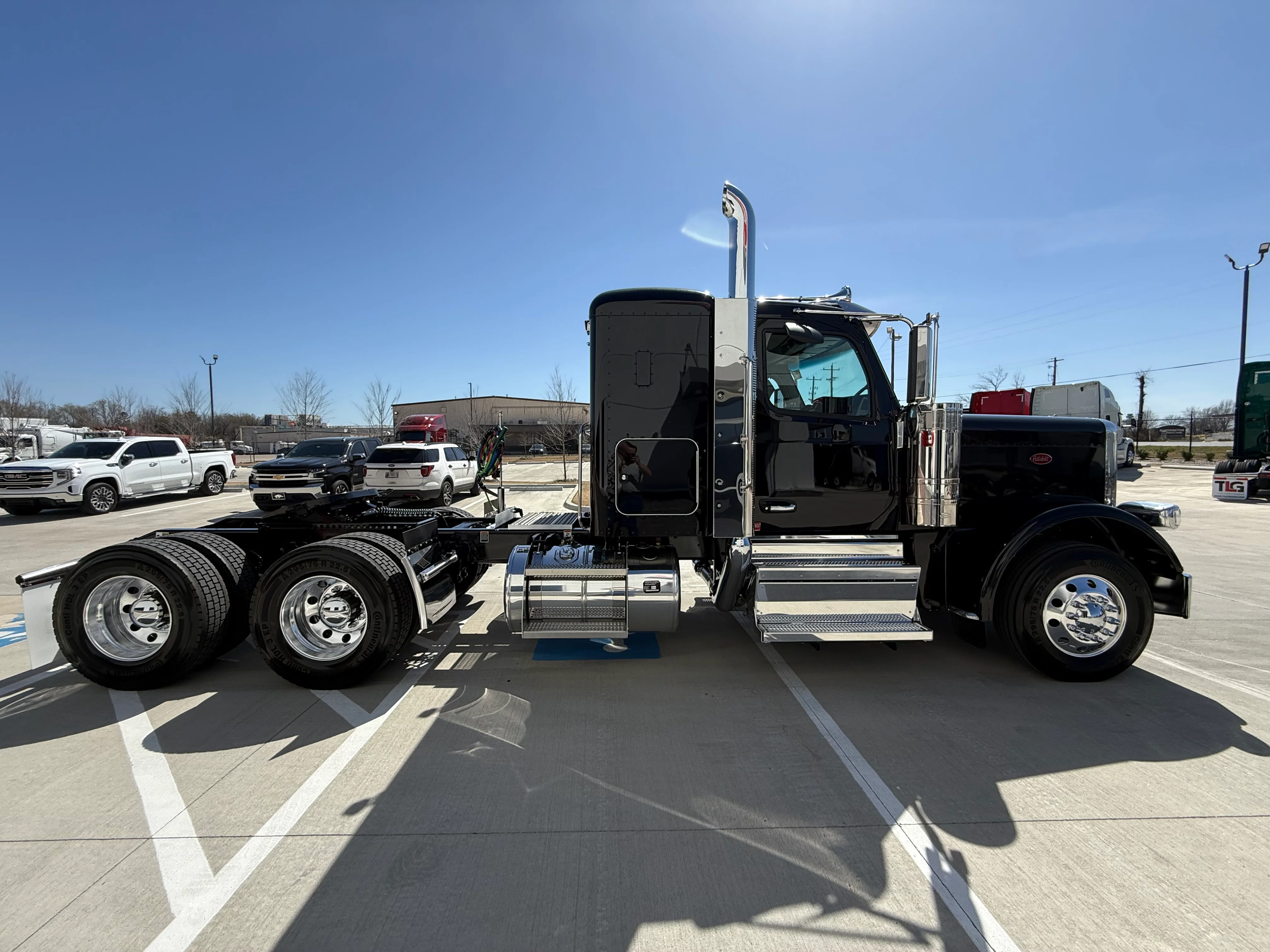 2027 Peterbilt 589 in Lowell, AR — photo 6