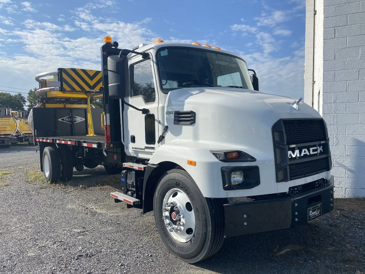 2025 Mack MD
