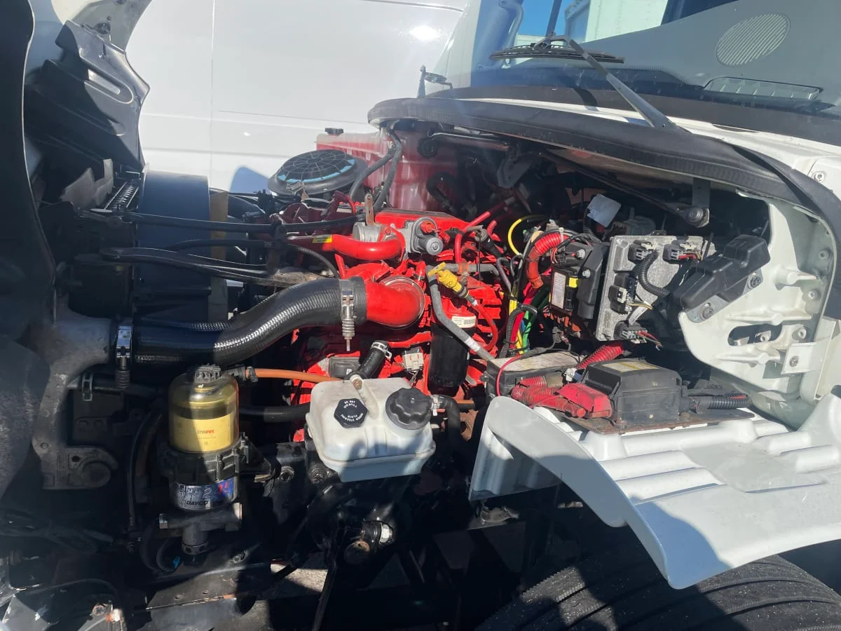 2019 Freightliner M2 106 - image 10