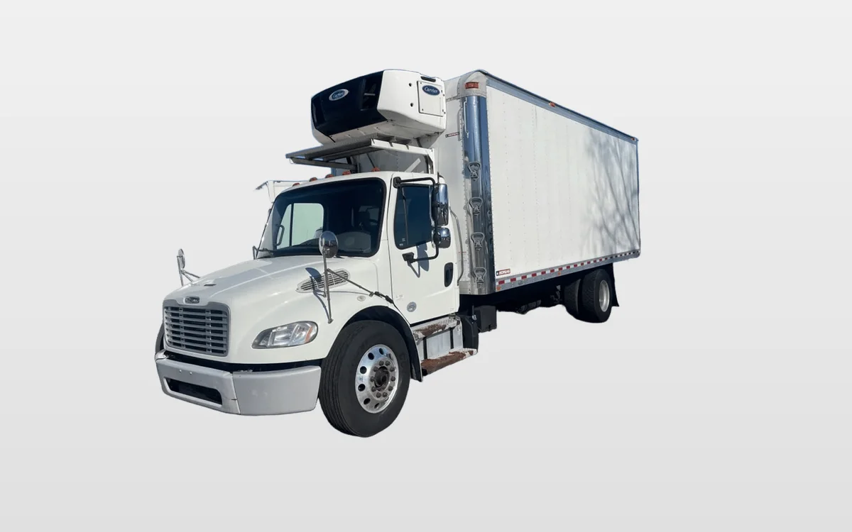 2019 Freightliner M2 106 - image 1