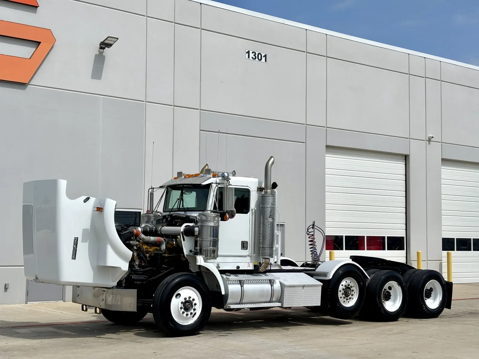 2001 Kenworth T800 in Hutchins, TX — photo 10
