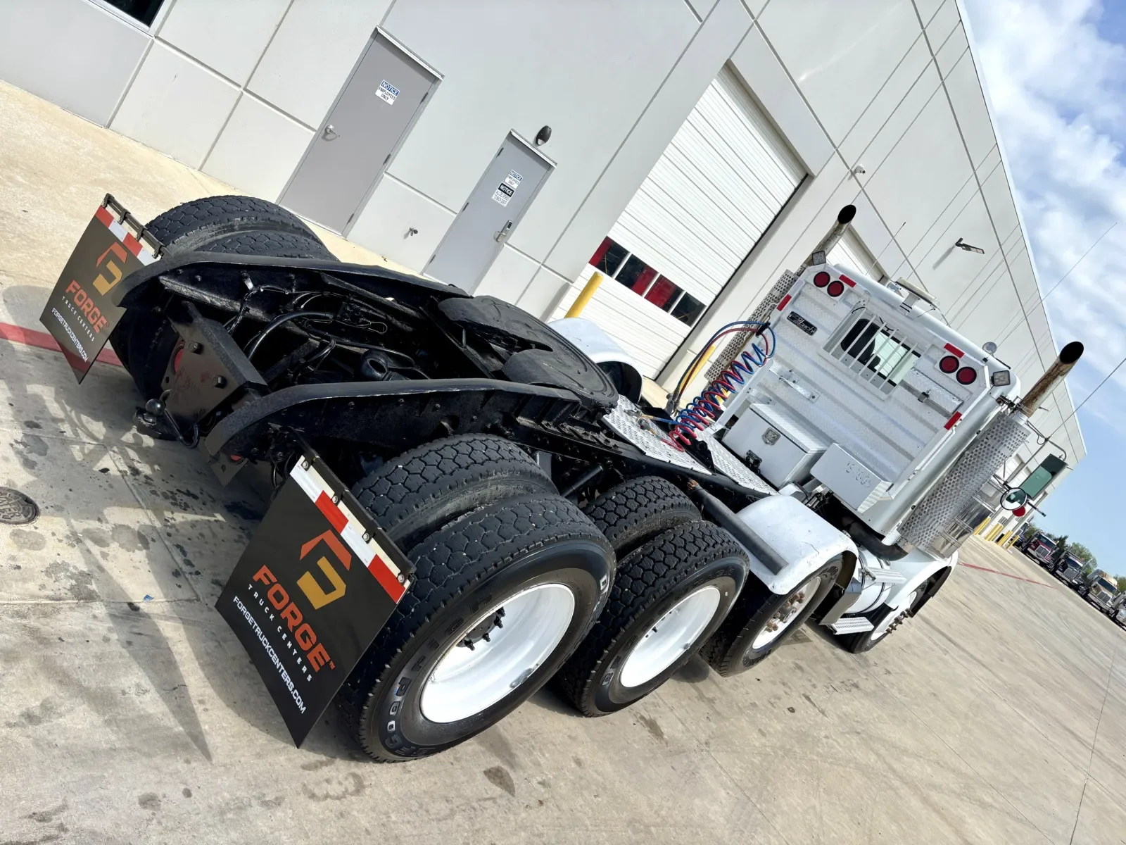 2001 Kenworth T800 in Hutchins, TX — photo 11