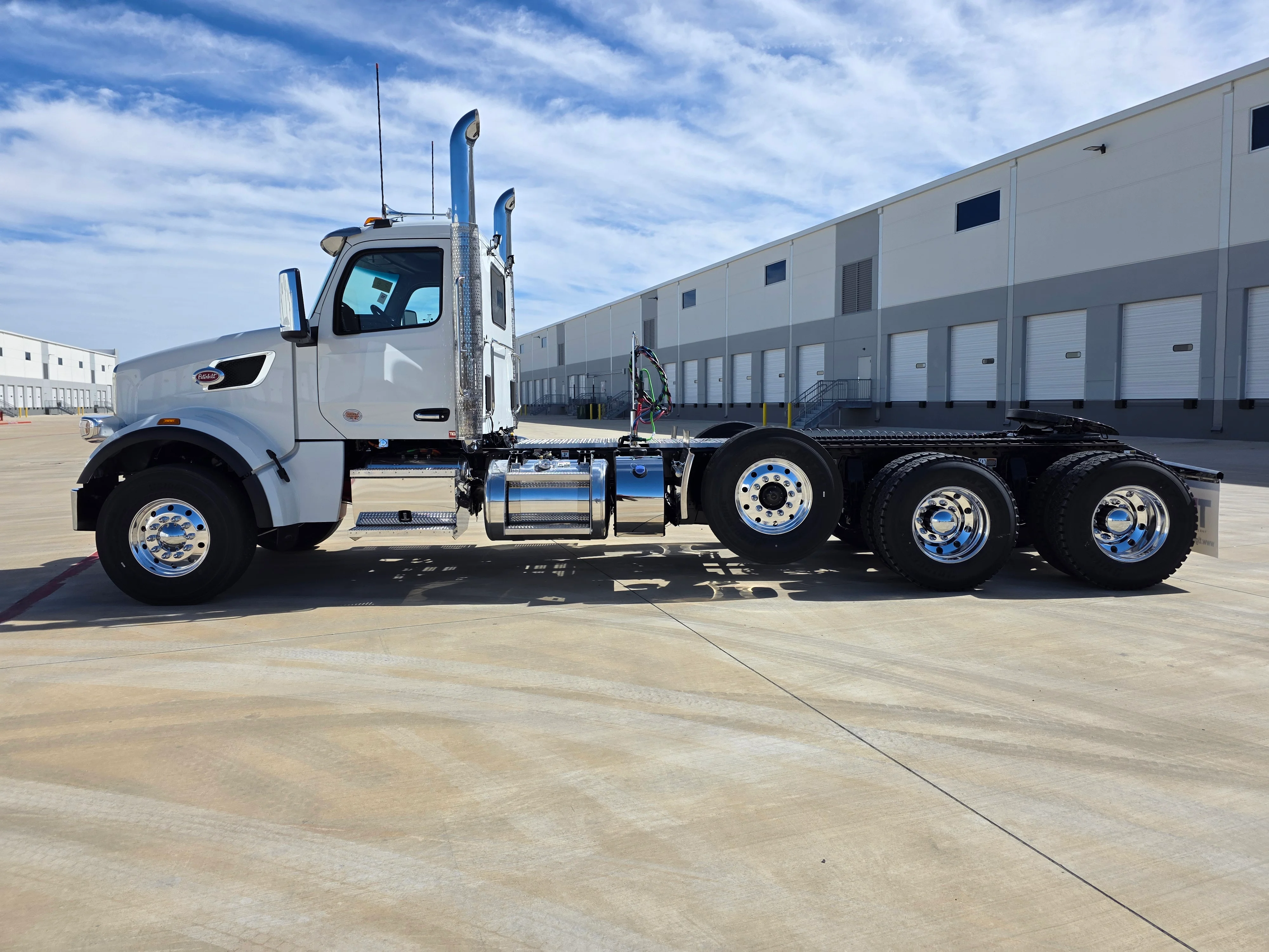 2027 Peterbilt 567 in Greensboro, NC — photo 2