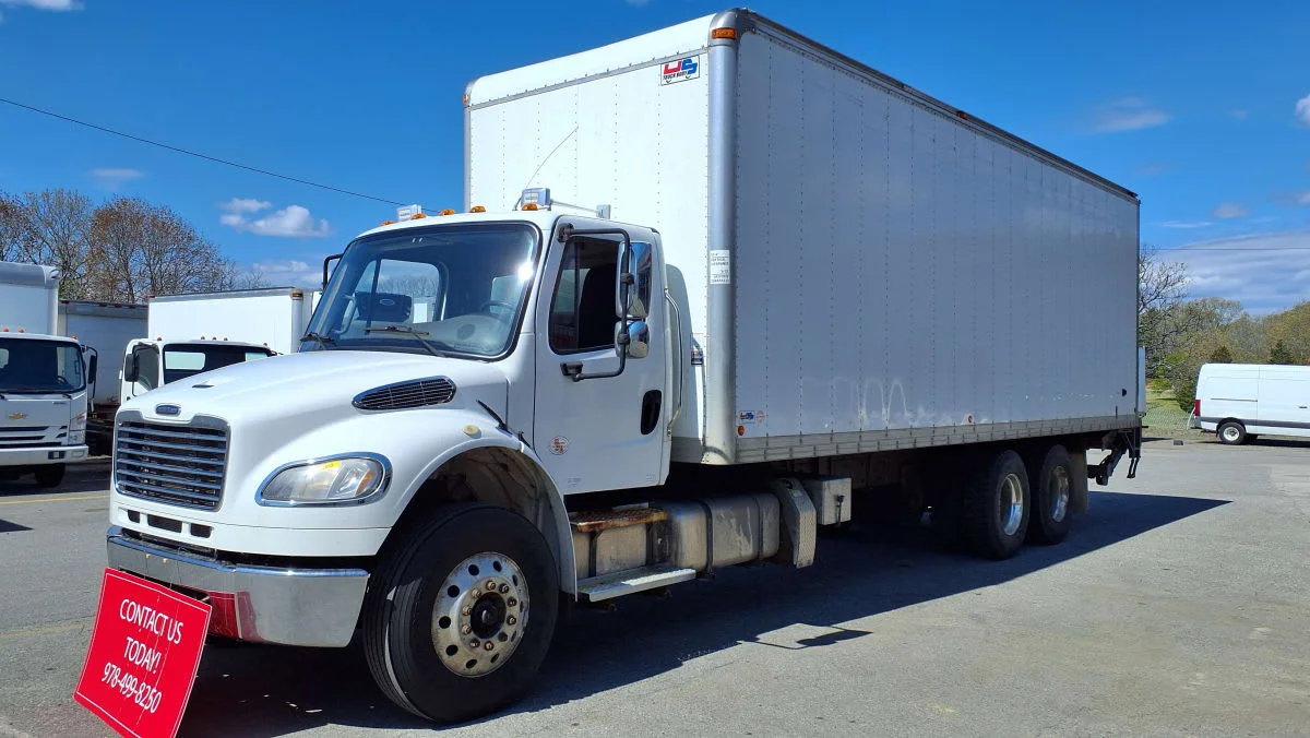 2018 Freightliner M2 106