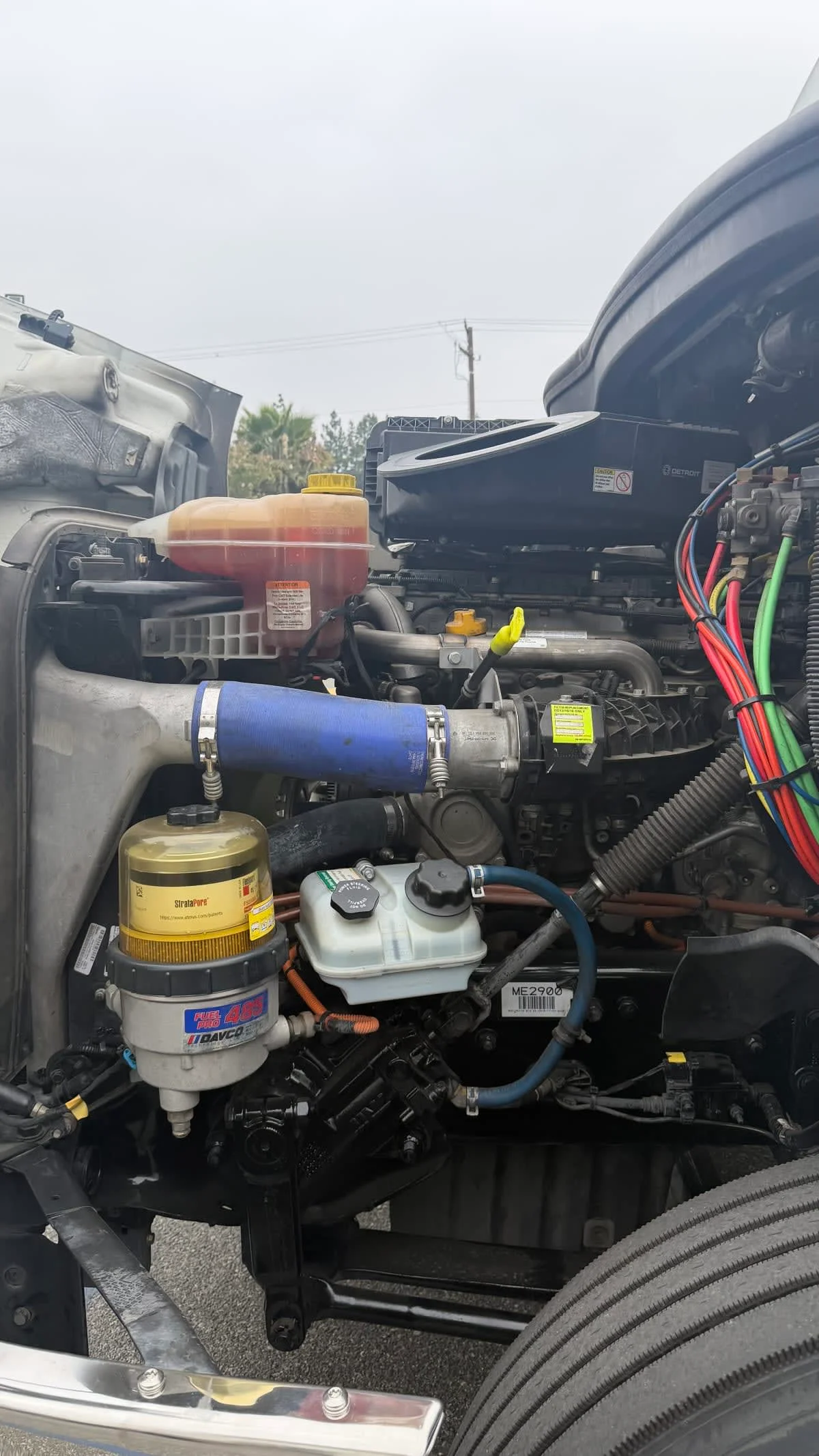 2020 Freightliner Cascadia in Pomona, CA — photo 8