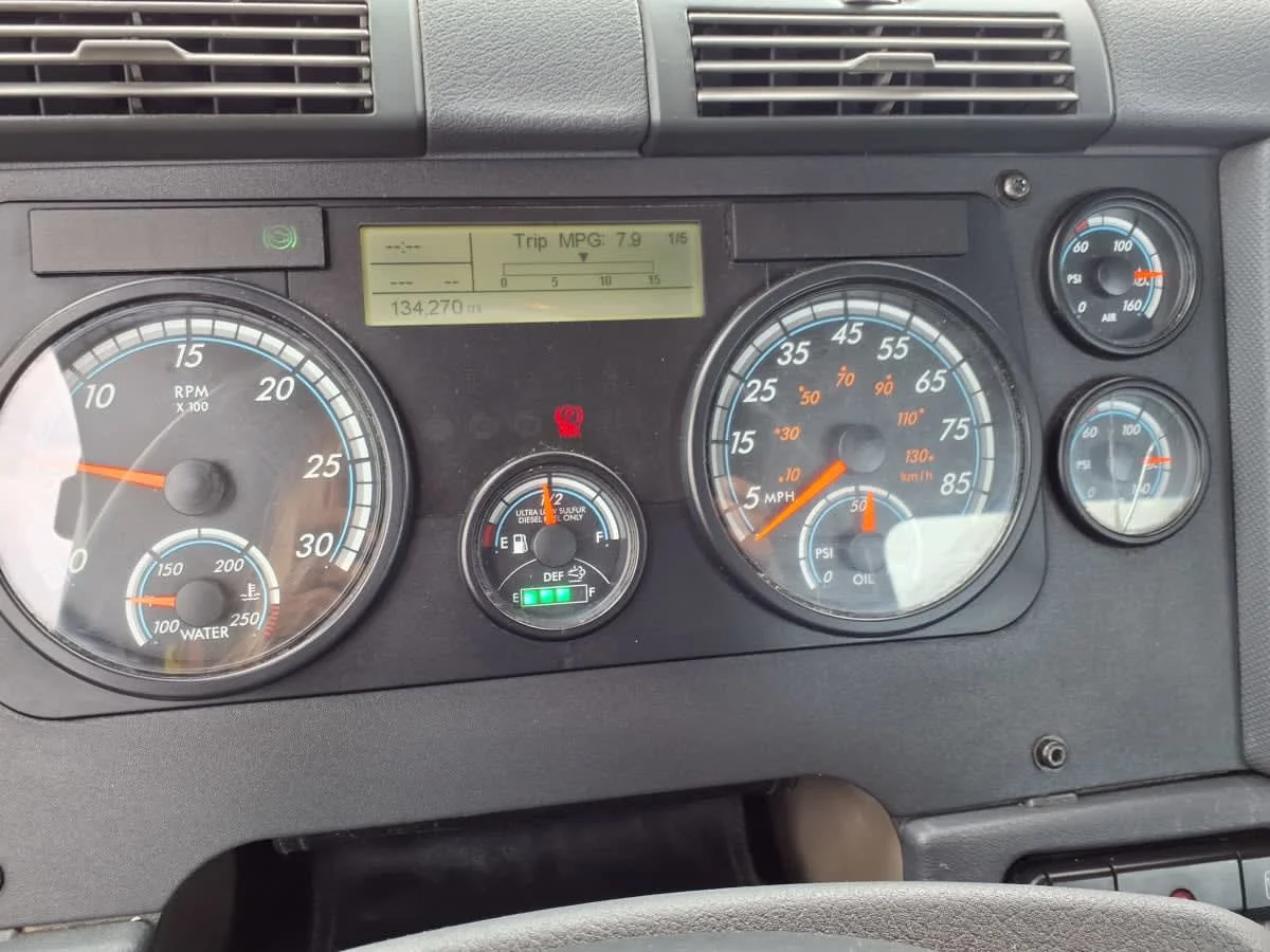2019 Freightliner Cascadia in Fort Worth, TX — photo 10
