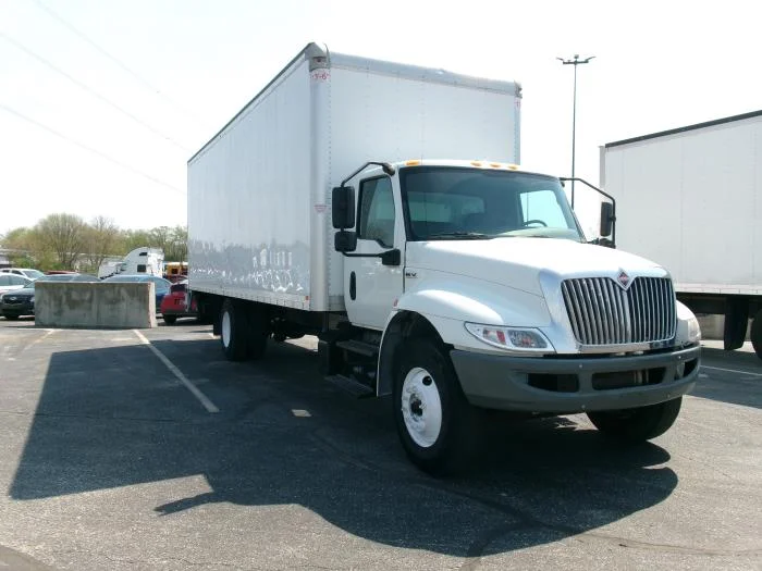 2021 International MV - image 4