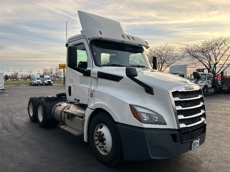 2019 Freightliner Cascadia in Harrisburg, PA