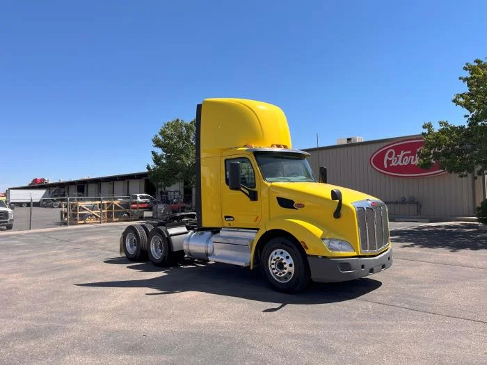 2021 Peterbilt 579 in Albuquerque, NM — photo 7