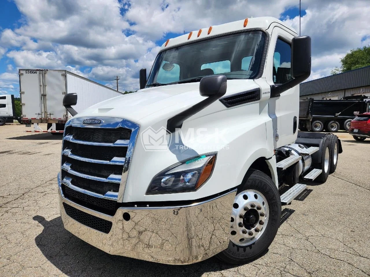 2020 Freightliner Cascadia in West Newton, PA