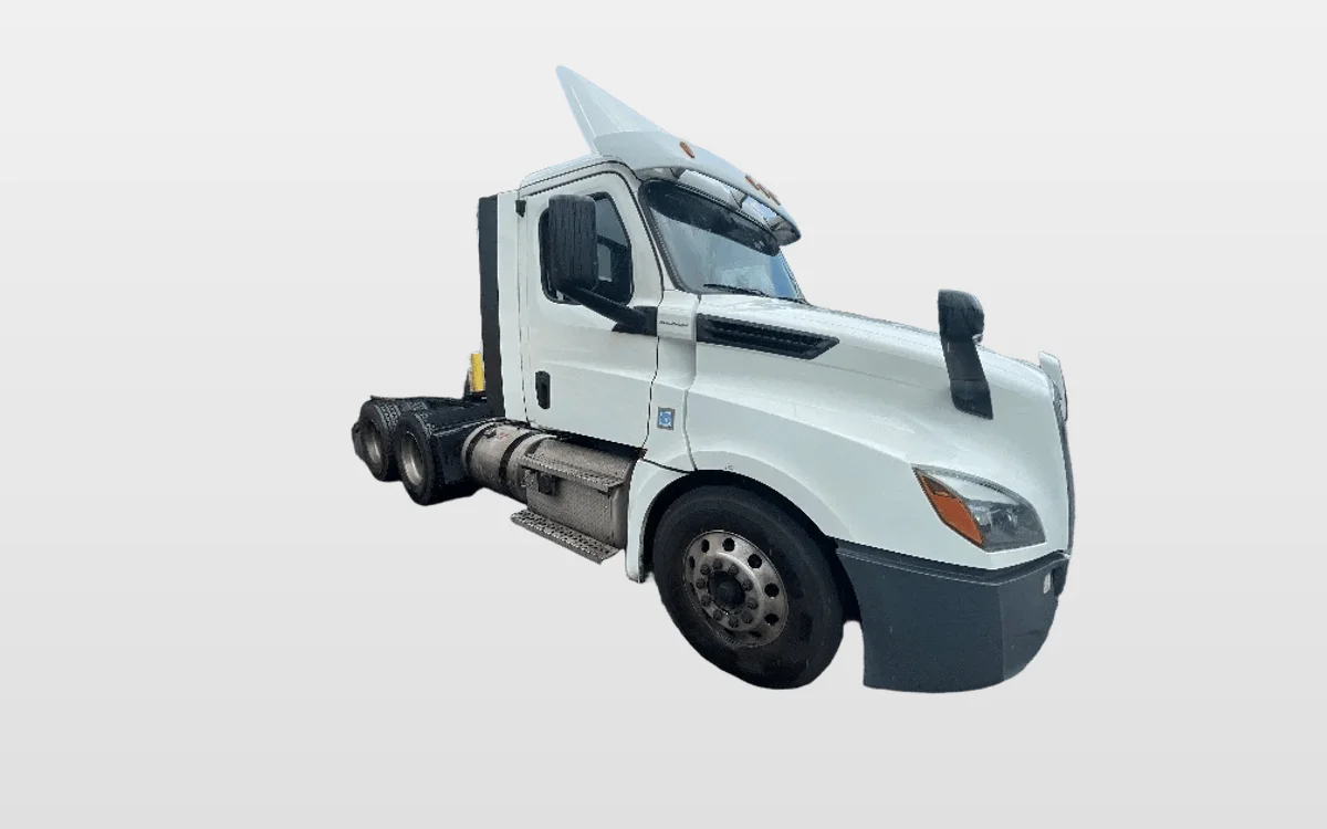 2020 Freightliner - image 1