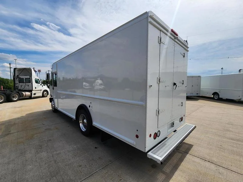 2026 Freightliner in Walton, KY — photo 5
