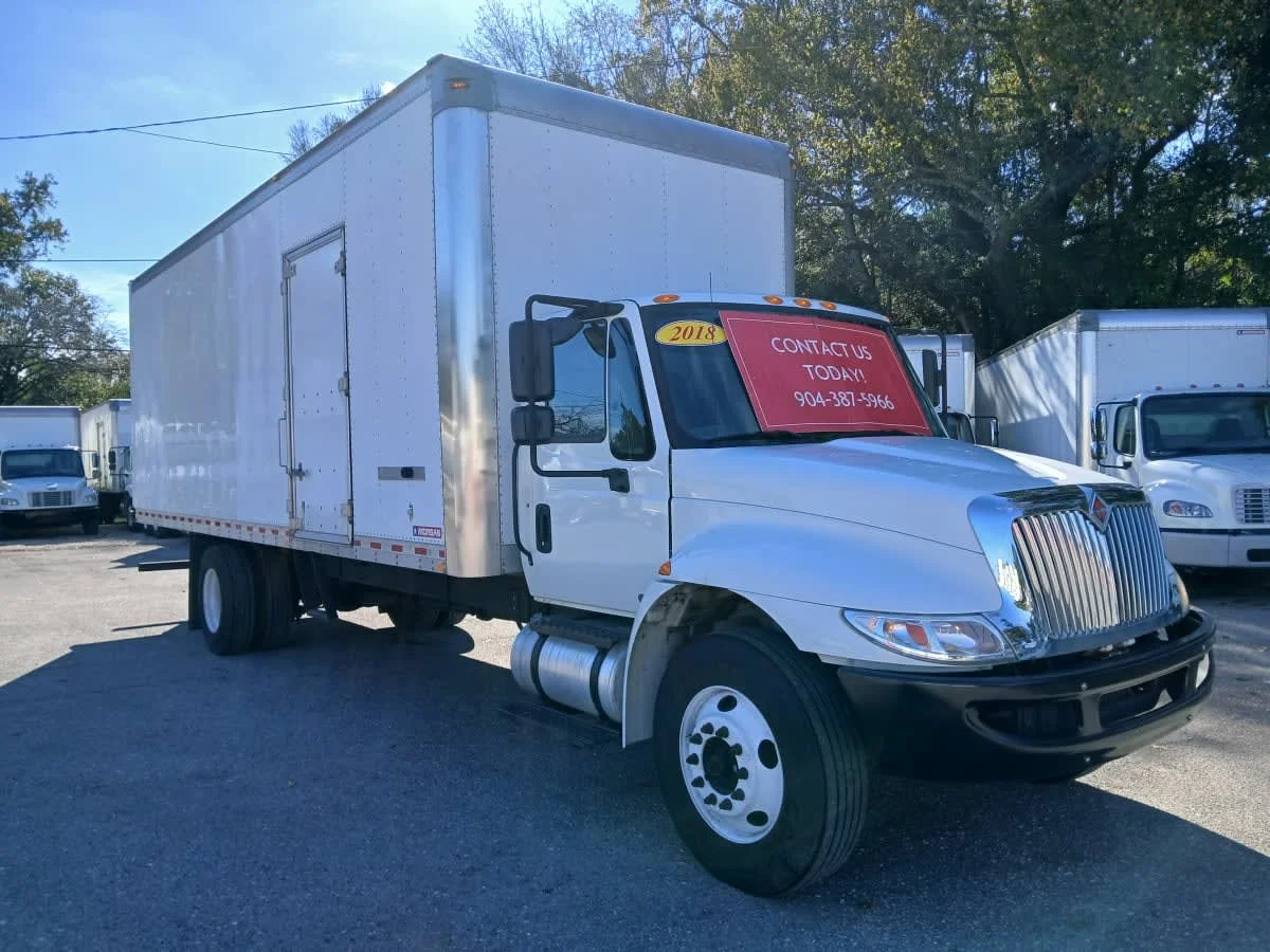 2018 International 4300 in Jacksonville, FL — photo 3