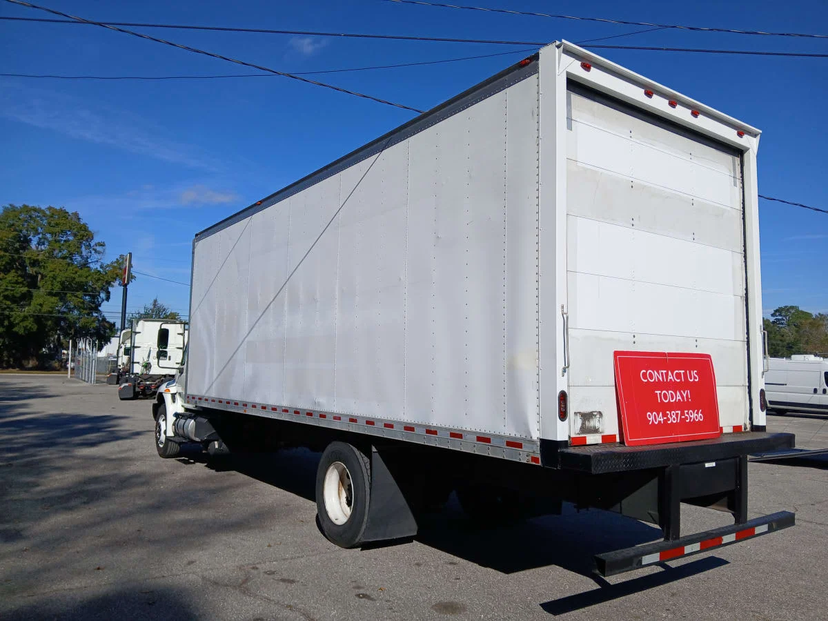 2018 International 4300 in Jacksonville, FL — photo 6