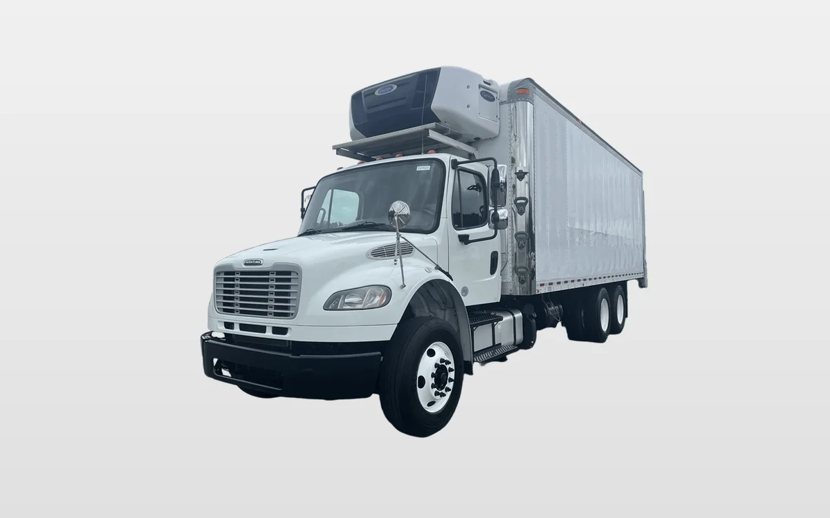 2018 Freightliner M2 106 - image 1