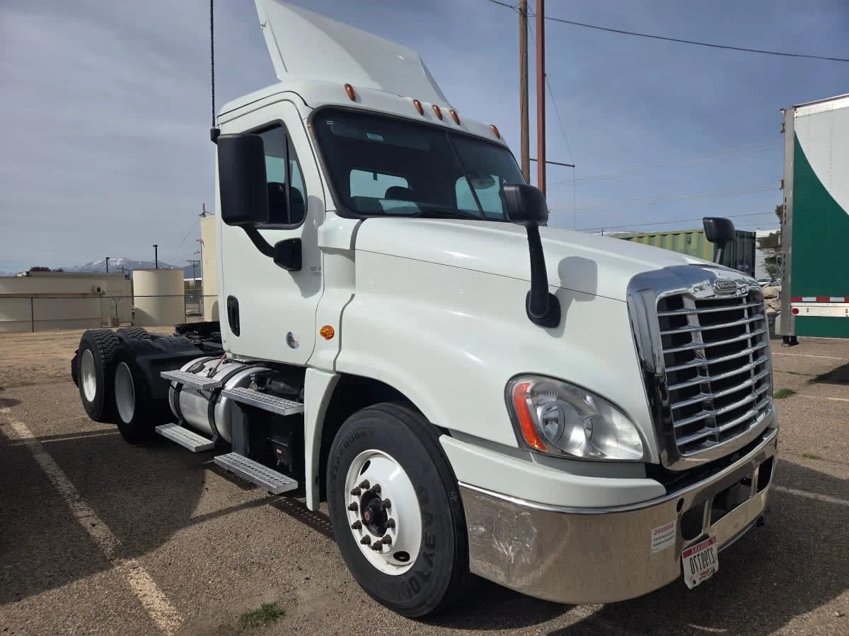 2018 Freightliner Cascadia in Commerce City, CO