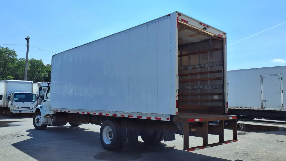 2020 Freightliner M2 106 in Salisbury, MA — photo 6