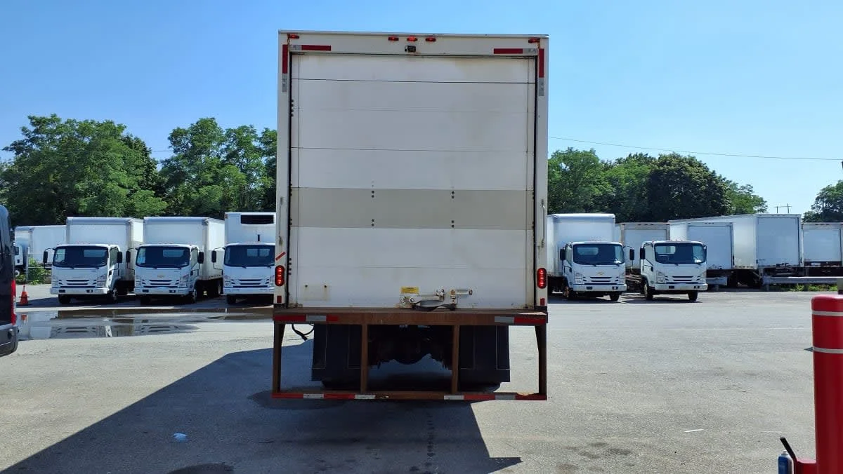 2020 Freightliner M2 106 in Salisbury, MA — photo 5