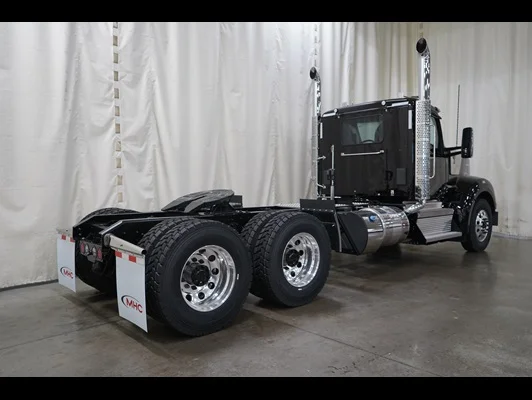 2027 Kenworth W990 in Texarkana, TX — photo 4