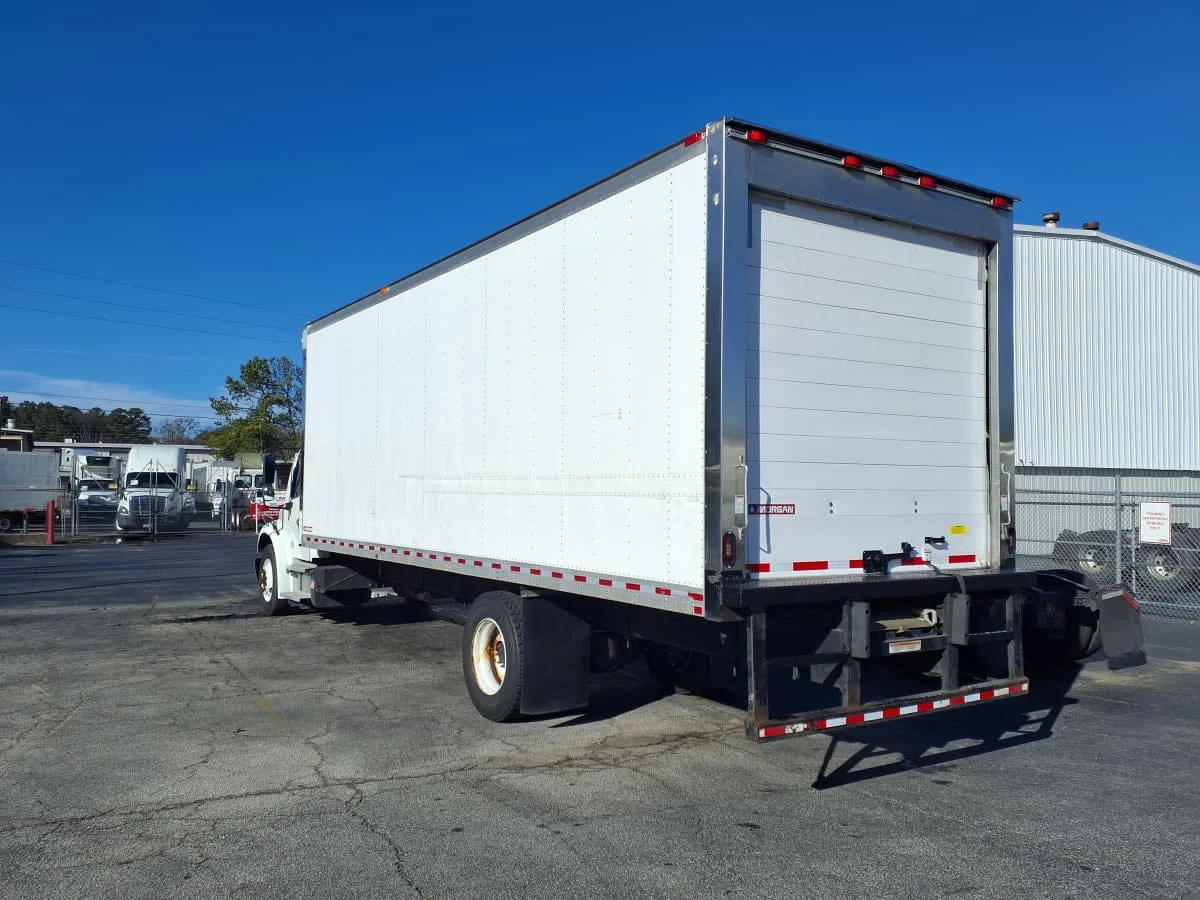 2019 Freightliner M2 106 in Doraville, GA — photo 6
