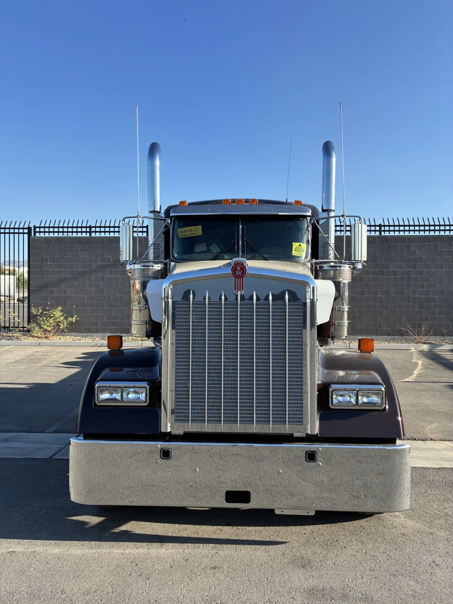 2027 Kenworth W900 in Las Vegas, NV — photo 4
