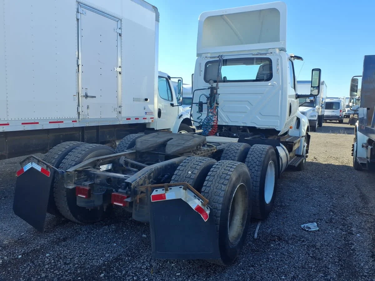 2019 International LT in Taylor, MI — photo 4