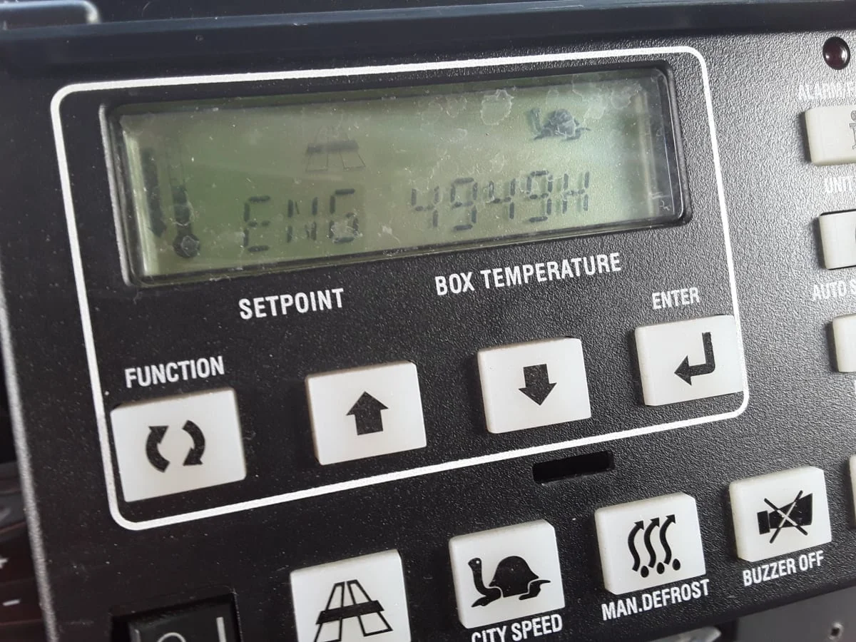 2017 Isuzu NPR - image 16