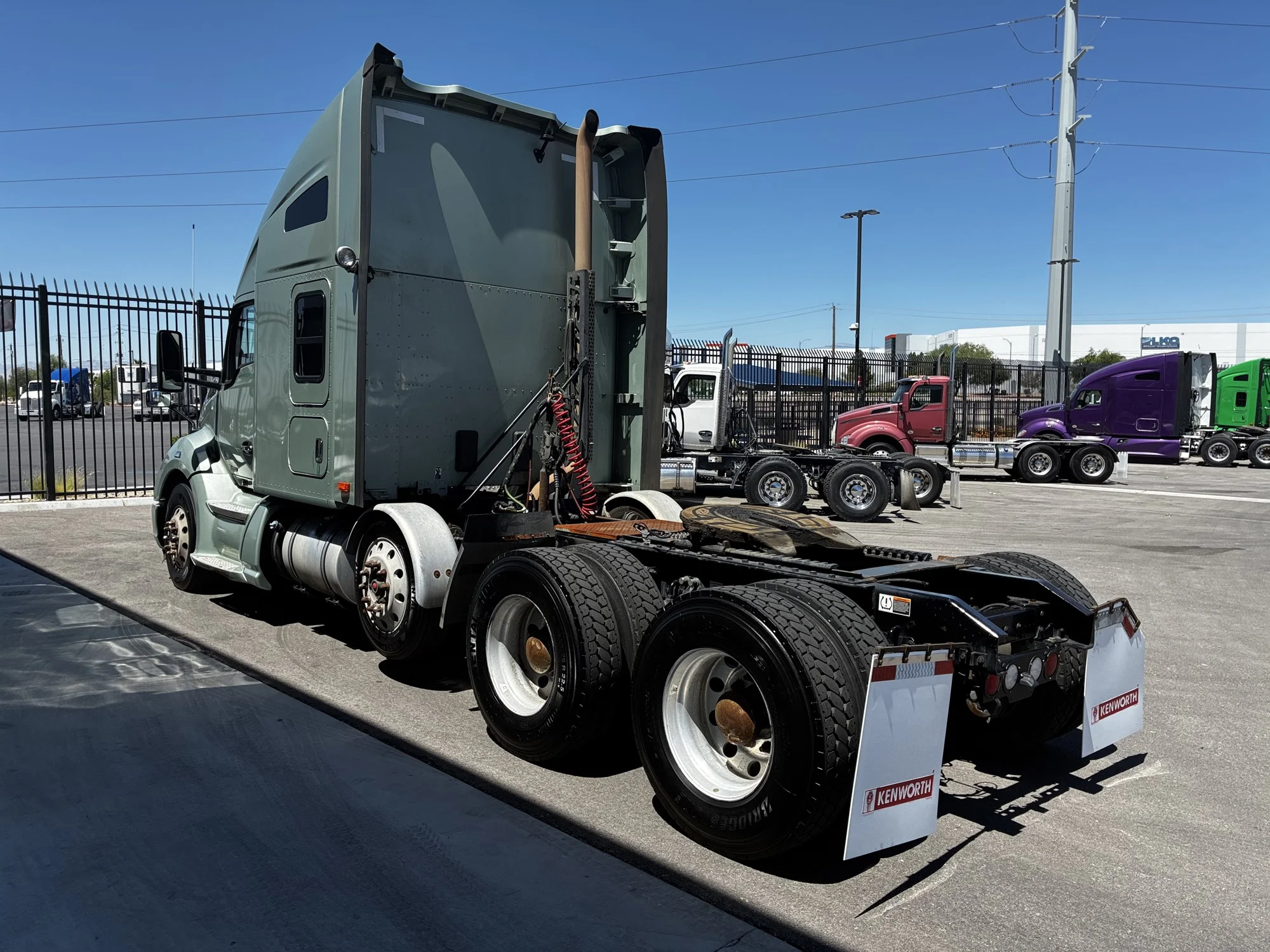 2021 Kenworth T680 in Las Vegas, NV — photo 6