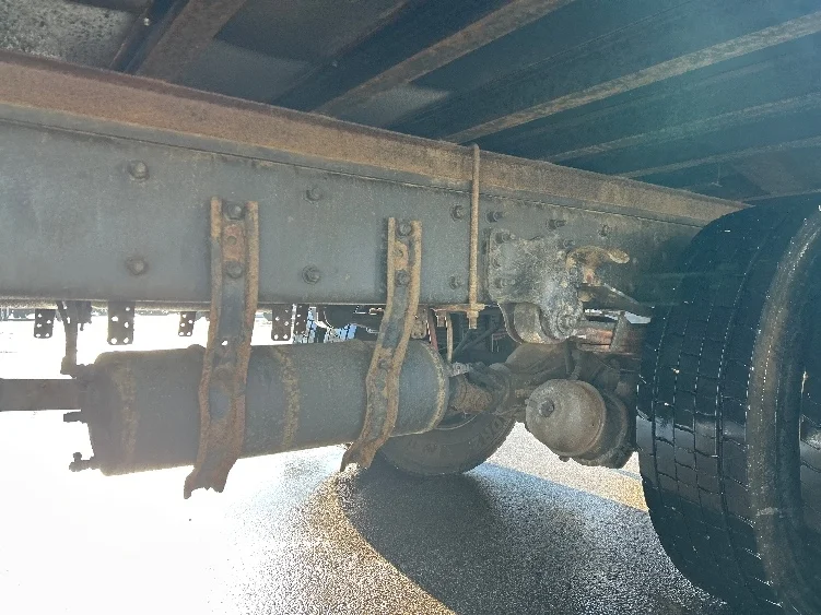 2016 Freightliner M2 106 - image 5