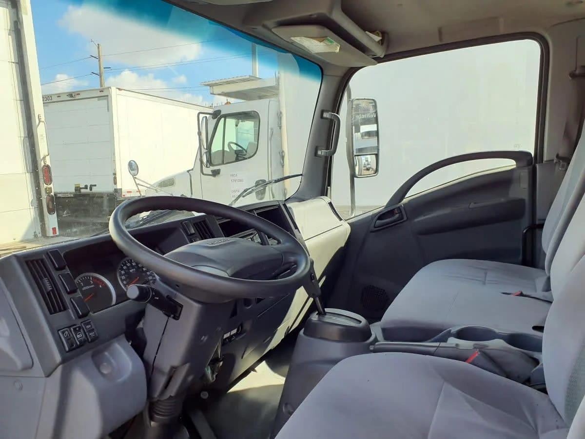 2017 Isuzu NPR - image 7