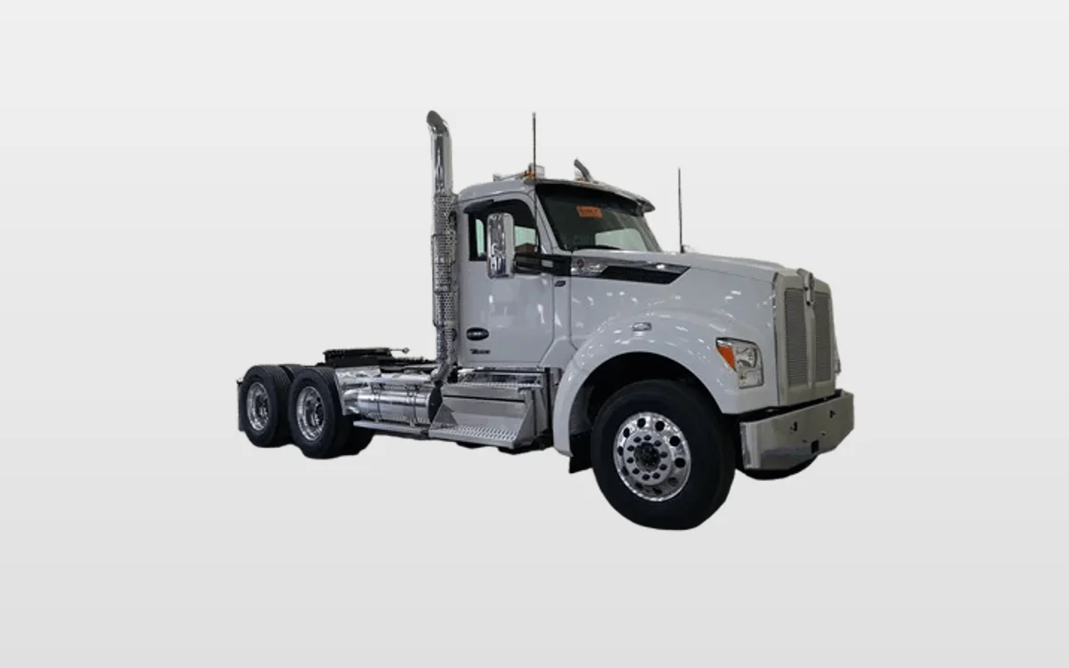 2027 Kenworth - image 1
