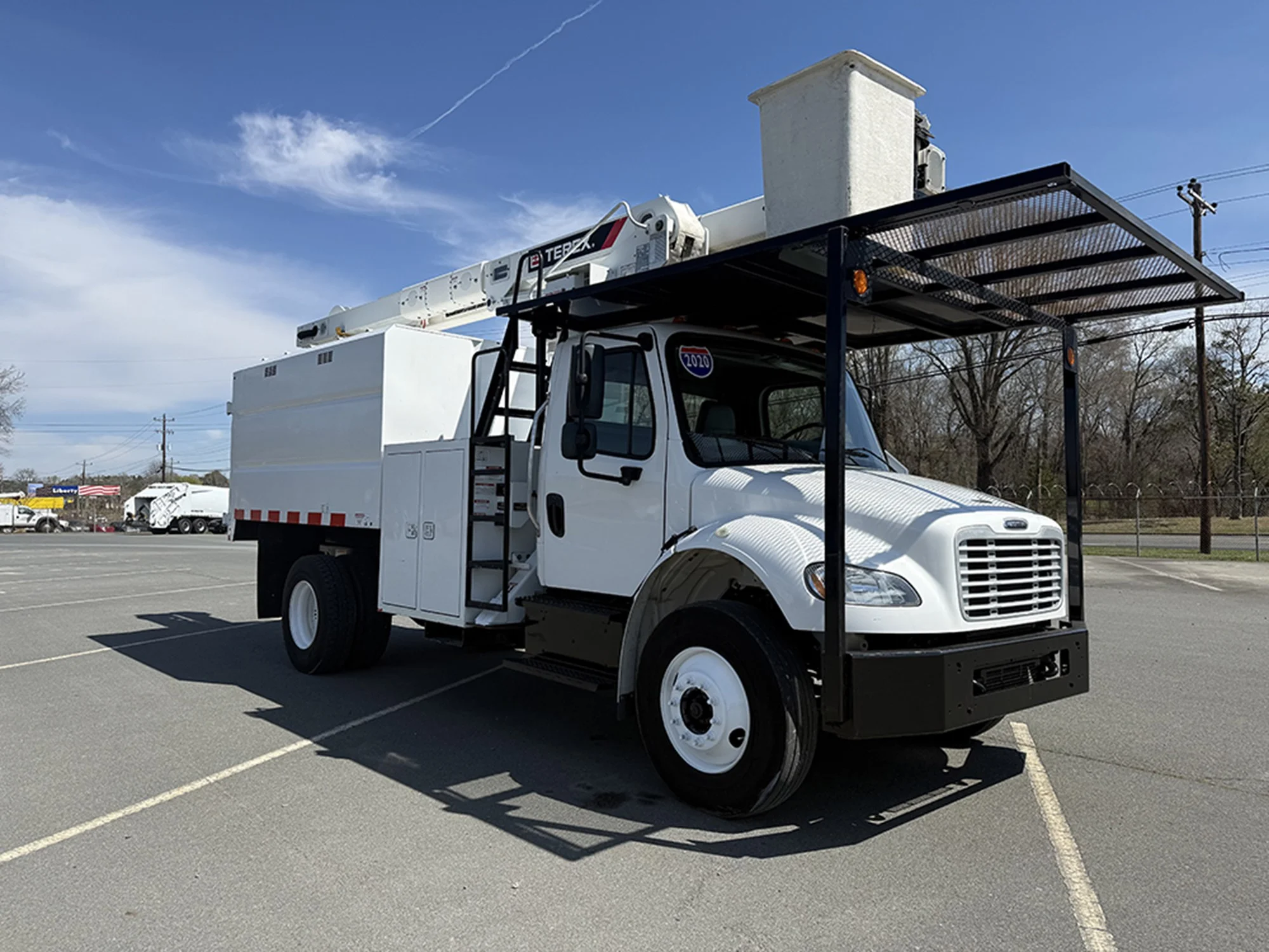 2020 Freightliner M2 106 in Roanoke, VA — photo 2