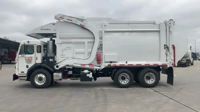 2025 Peterbilt 520 in Houston, TX — photo 9
