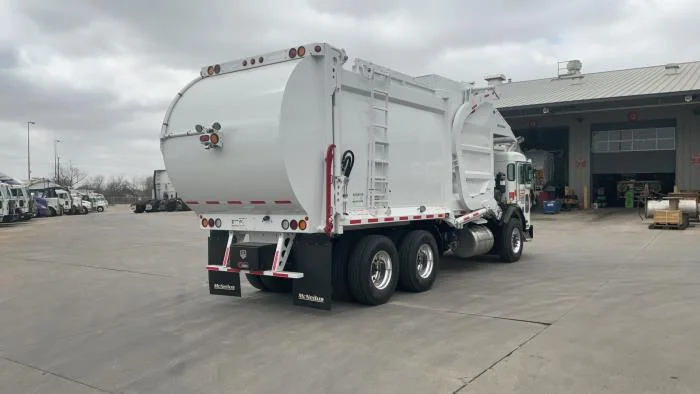 2025 Peterbilt 520 in Houston, TX — photo 6