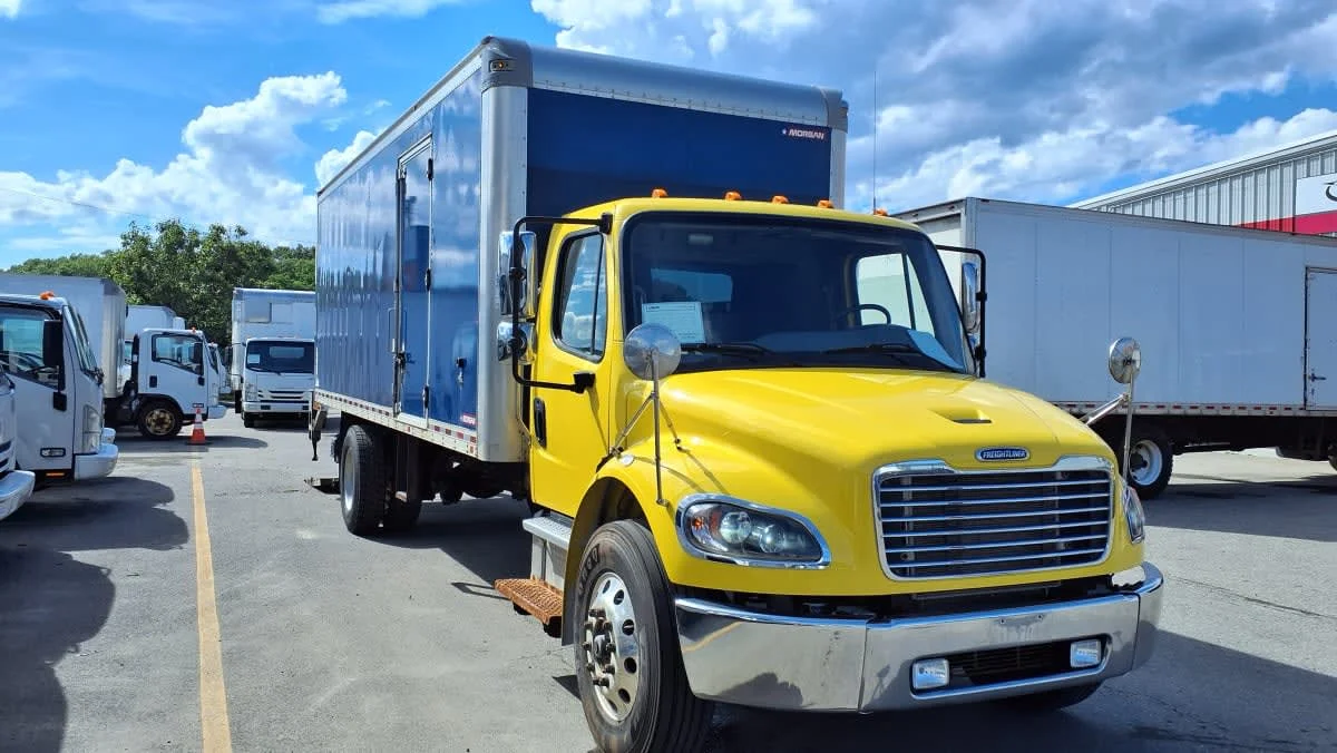 2021 Freightliner M2 106 in Salisbury, MA — photo 3