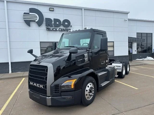 2026 Mack Pioneer
