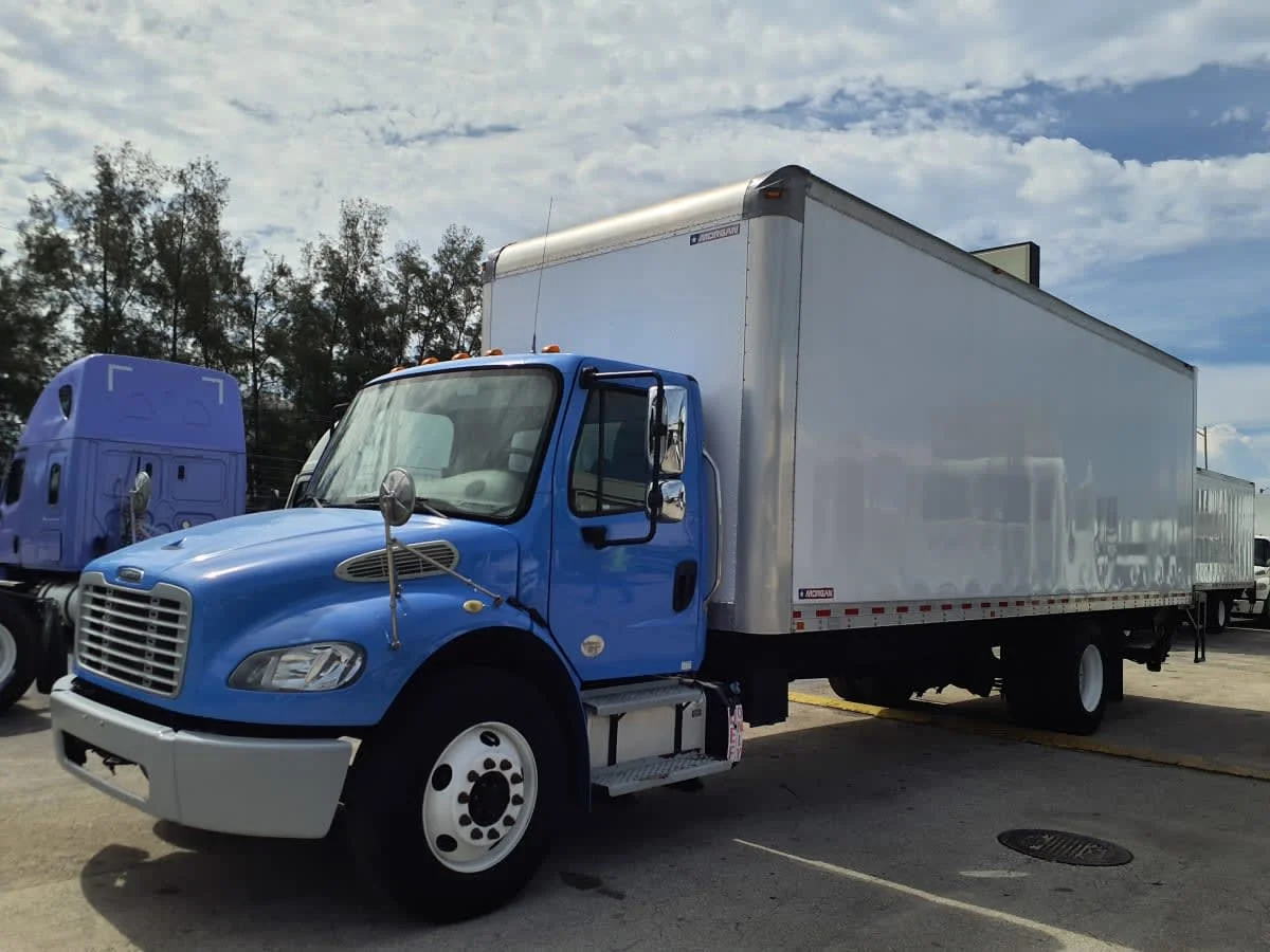 2020 Freightliner M2 106