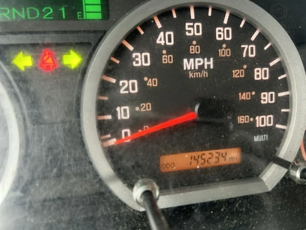 2020 Isuzu NQR in Farmingdale, NY — photo 11