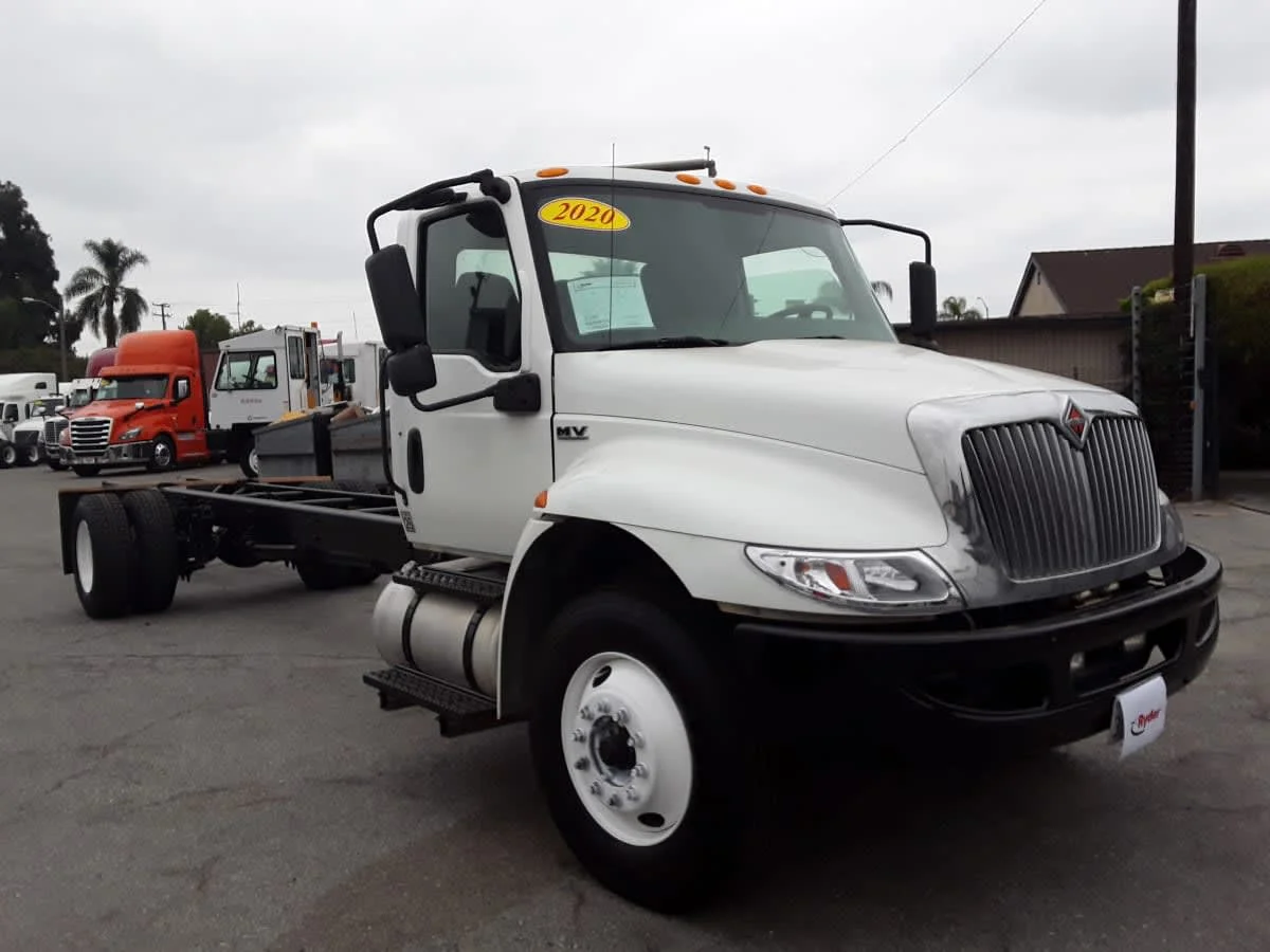 2020 International MV in Montebello, CA — photo 3