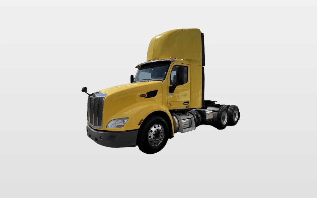 2021 Peterbilt 579 - image 1