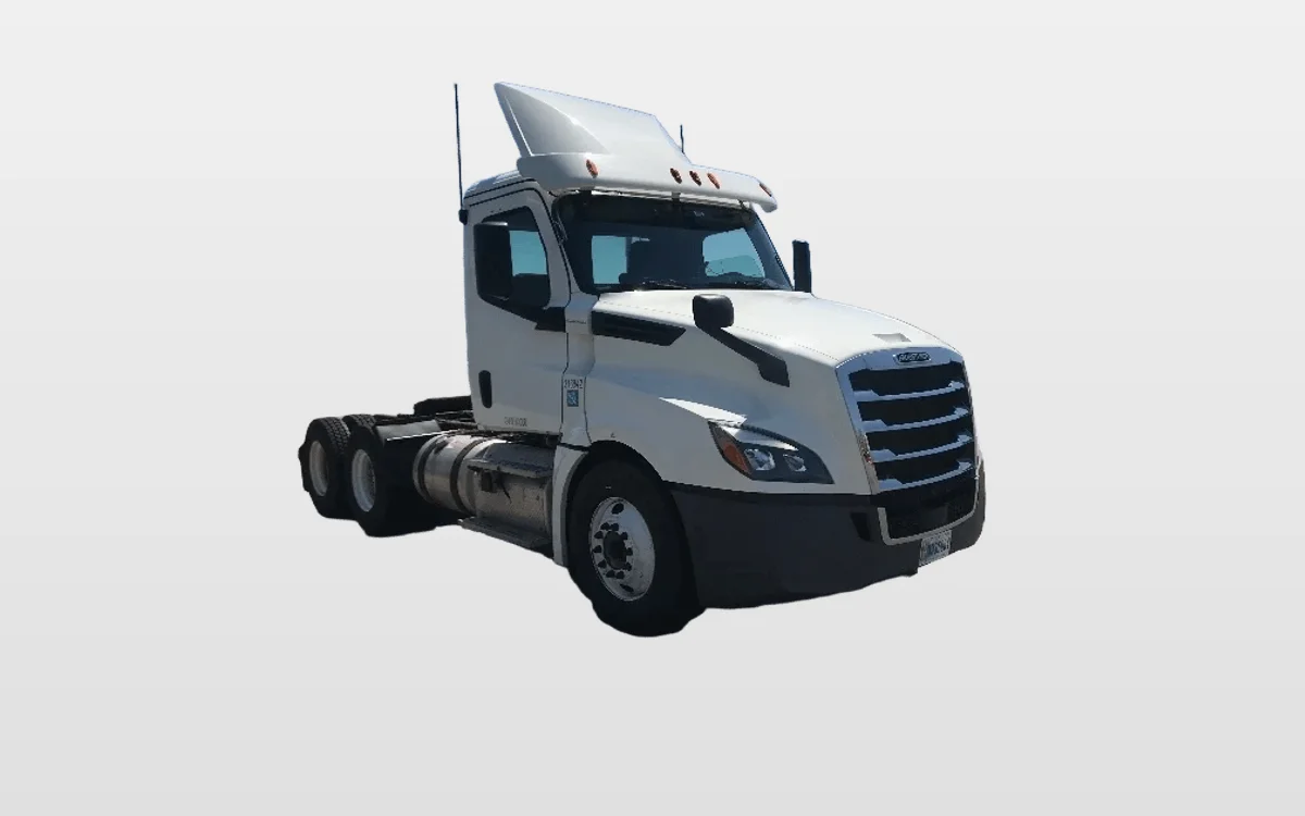 2018 Freightliner - image 1