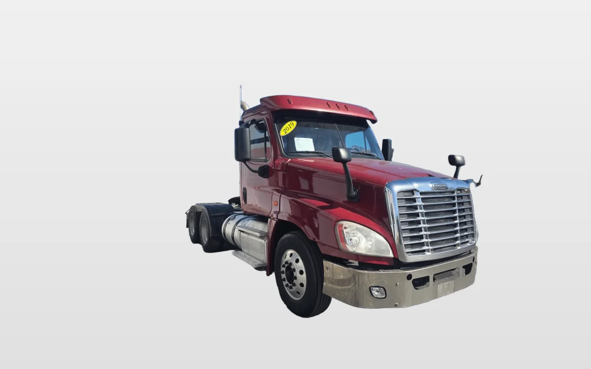 2019 Freightliner - image 1