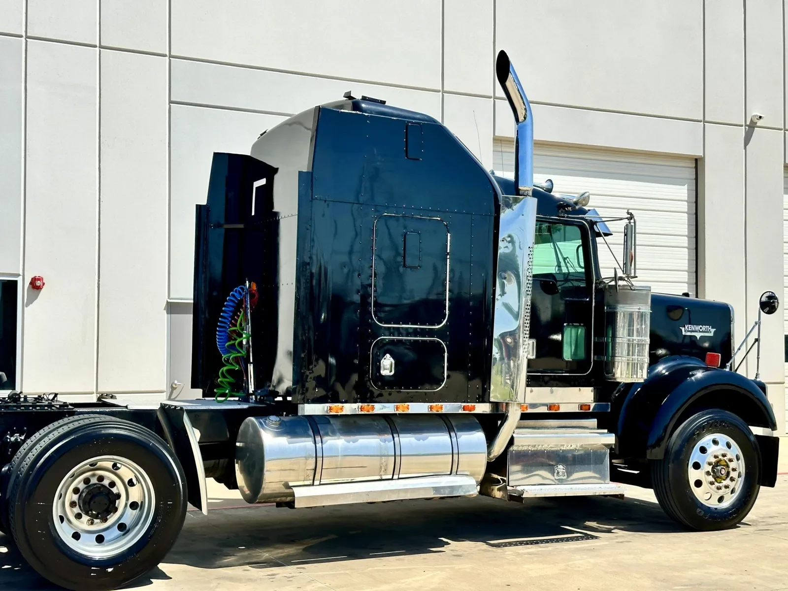 2000 Kenworth W900 in Hutchins, TX — photo 7