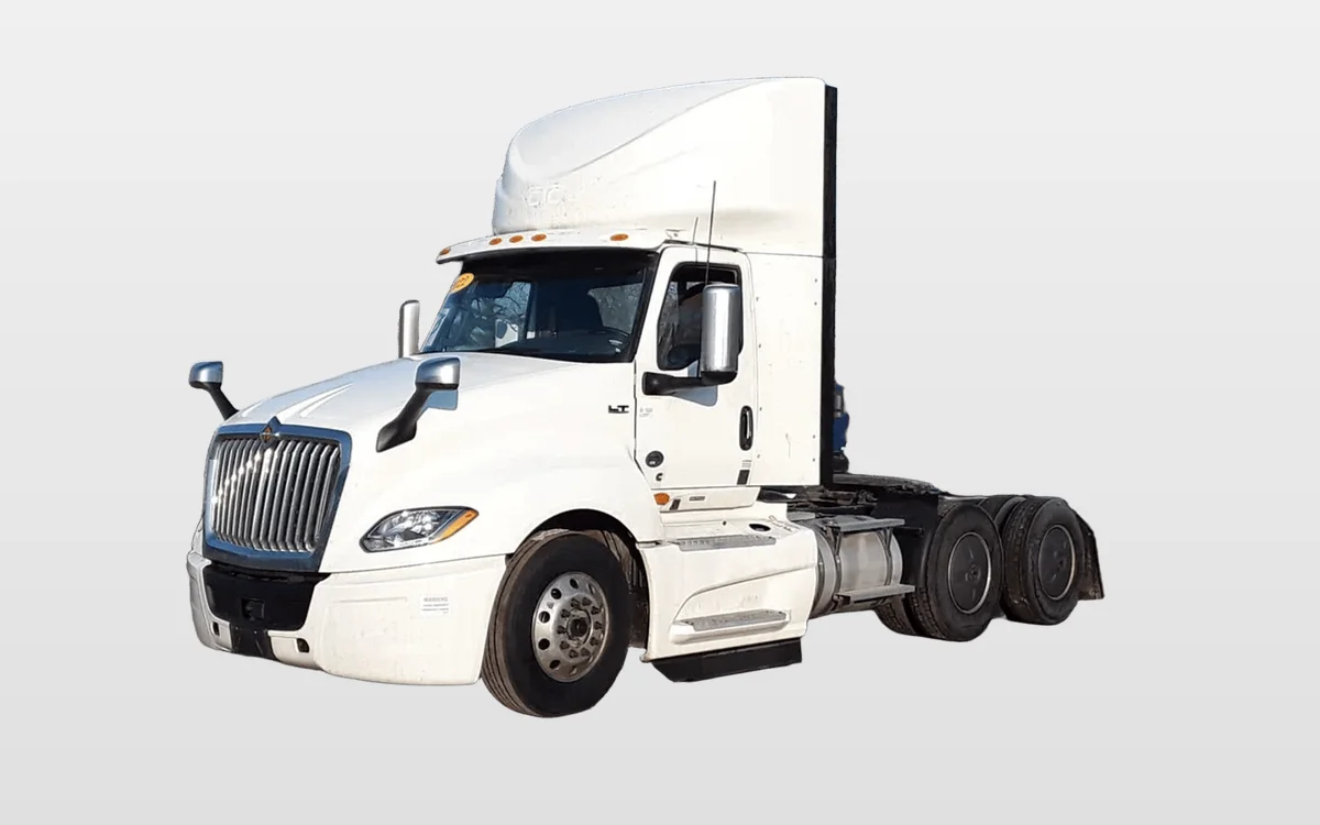 2022 International - image 1