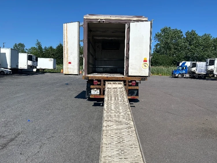 2021 Freightliner eM2 in Rochester, NY — photo 9