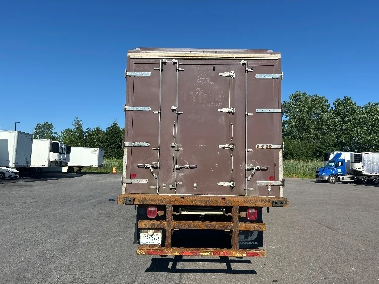 2021 Freightliner eM2 in Rochester, NY — photo 7