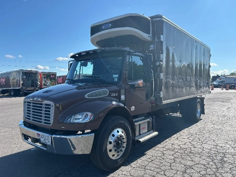 2021 Freightliner eM2 in Rochester, NY — photo 3