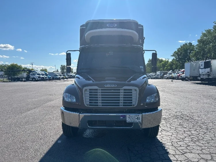 2021 Freightliner eM2 in Rochester, NY — photo 2