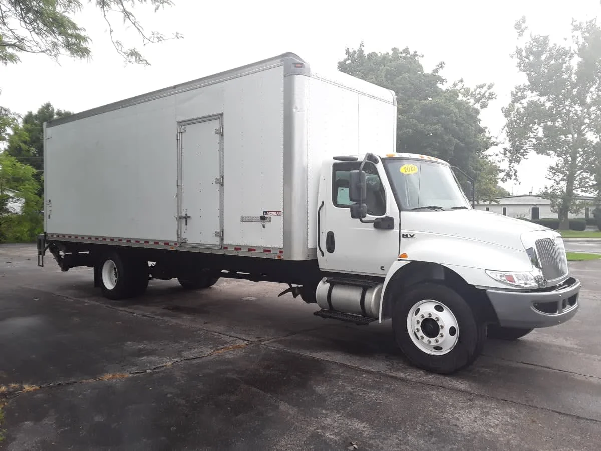 2020 International MV in Hilliard, OH — photo 3